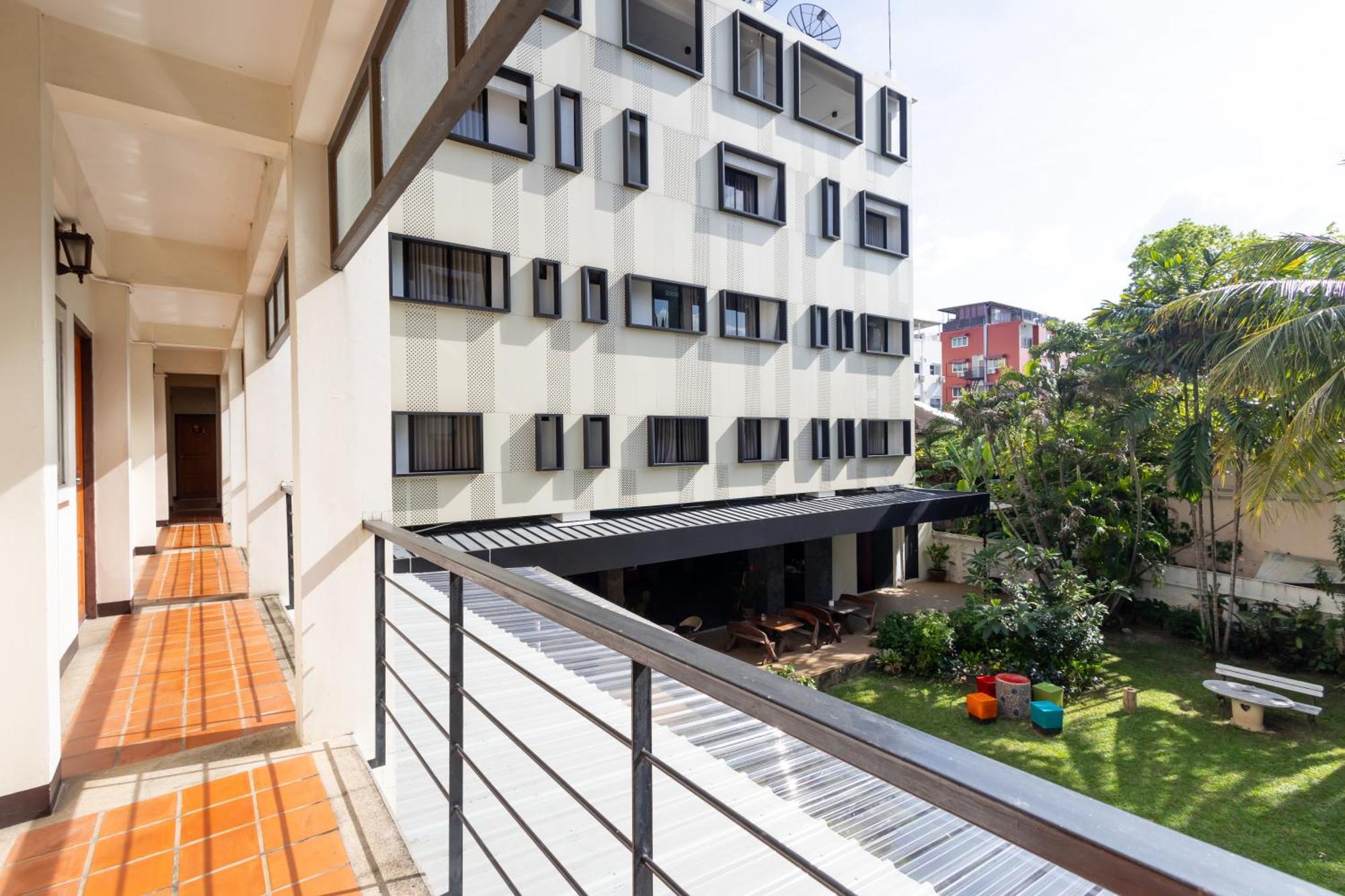 Penpark Place Bangkok Exteriör bild